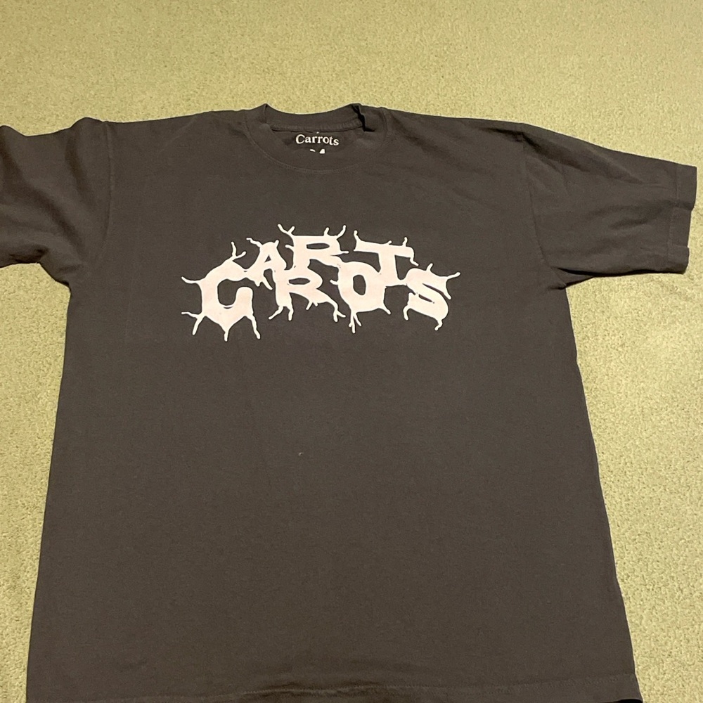 Carrots Grey Medium Men’s T-shirt NWOT